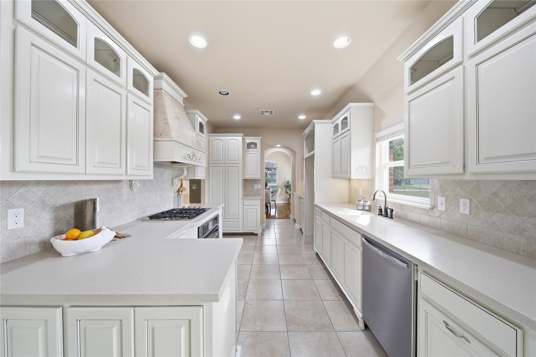 6010 S 15th Place Property Photo 16