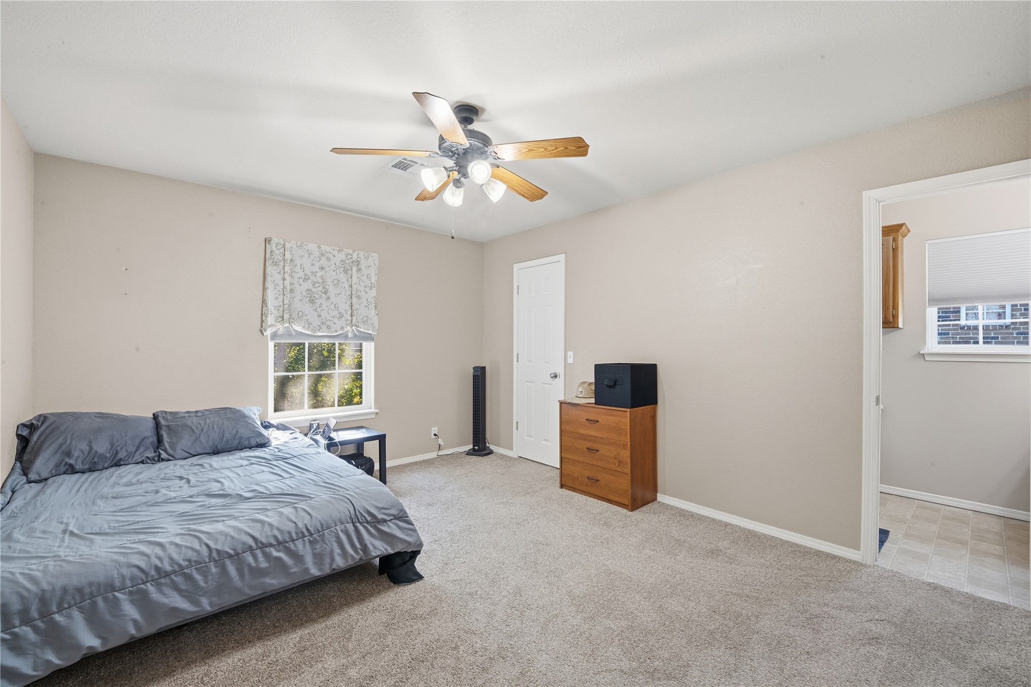 526 Antry Place Property Photo 21