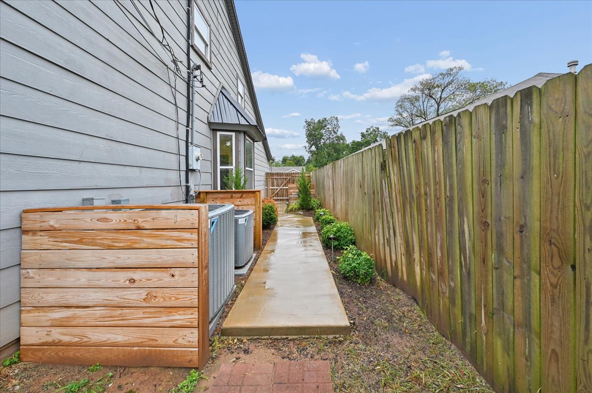 13 W 4th Street Property Photo 61