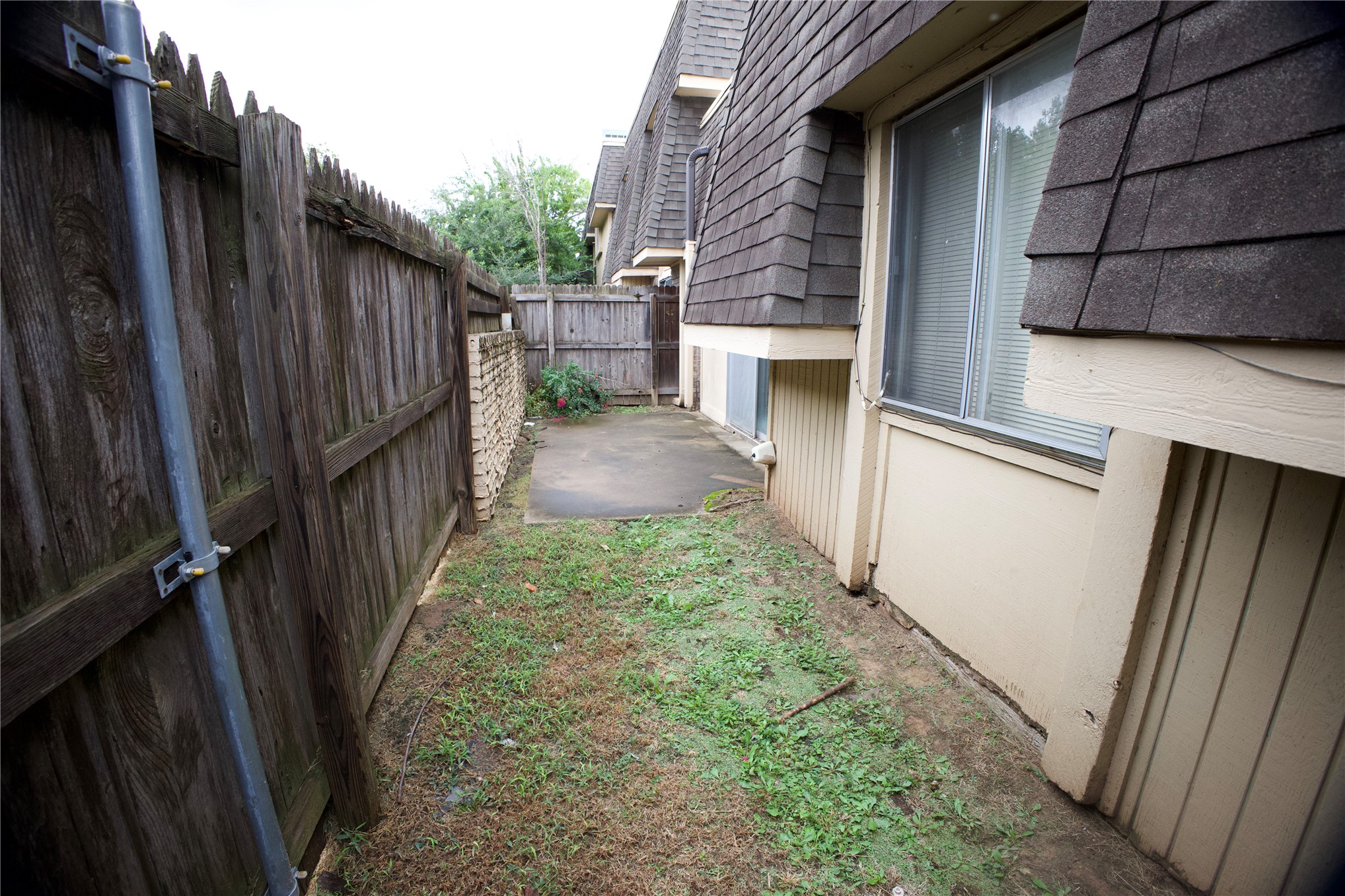 6004 S Newport Avenue A6 Property Photo 12