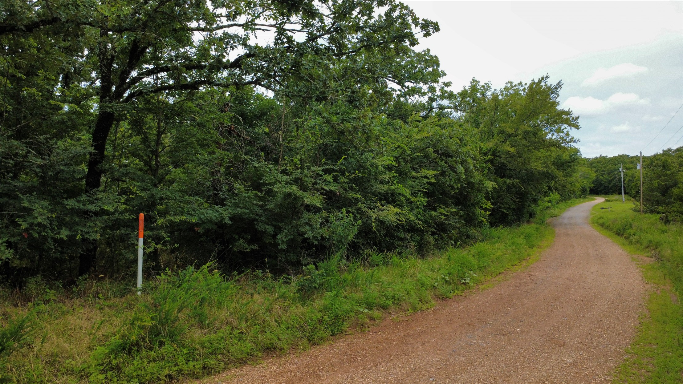 2 Cherokee Drive Property Photo 5
