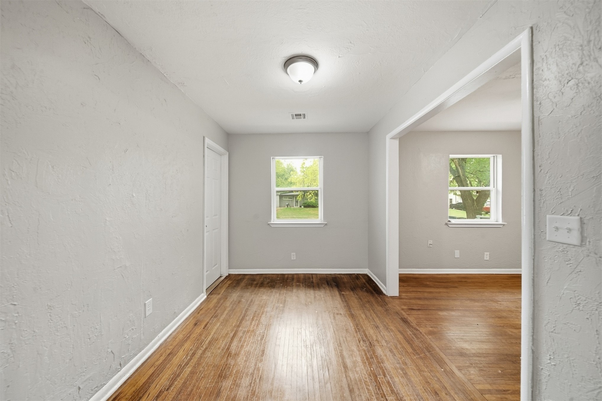 270 E 51st Place N Property Photo 10