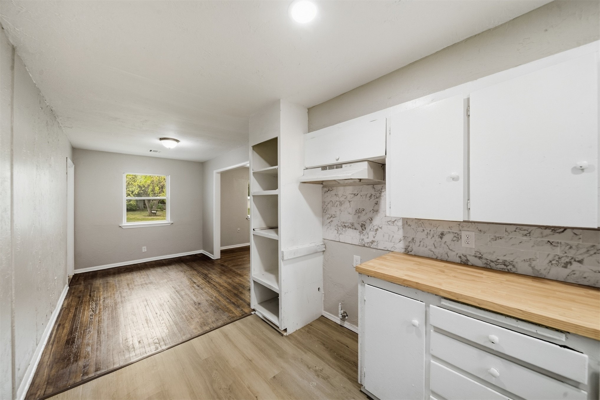 270 E 51st Place N Property Photo 14