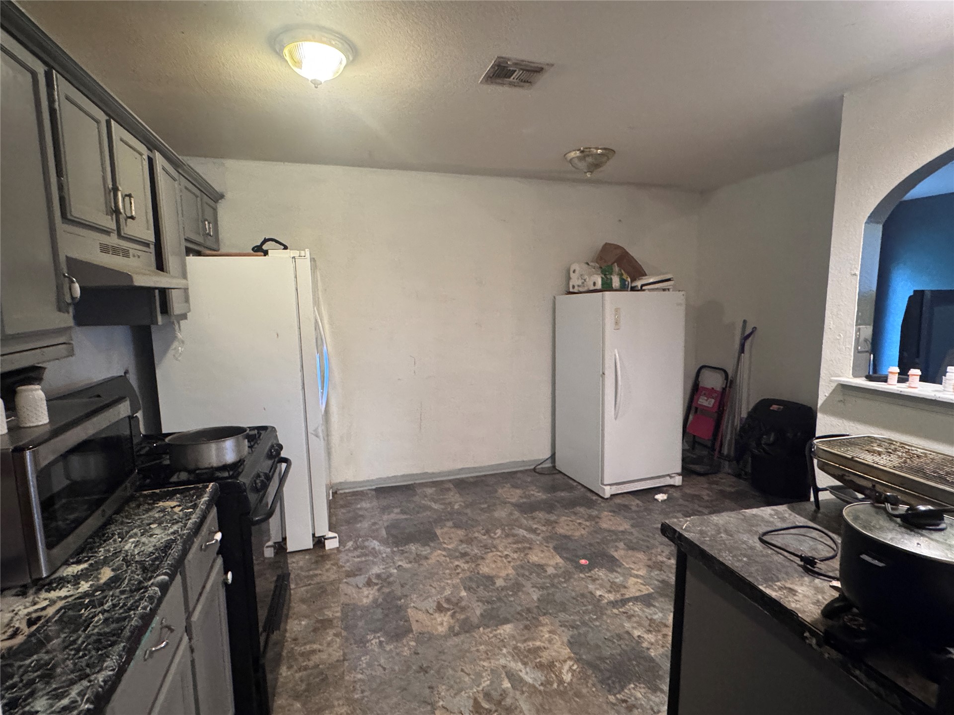 522 S Bristow Avenue Property Photo 3