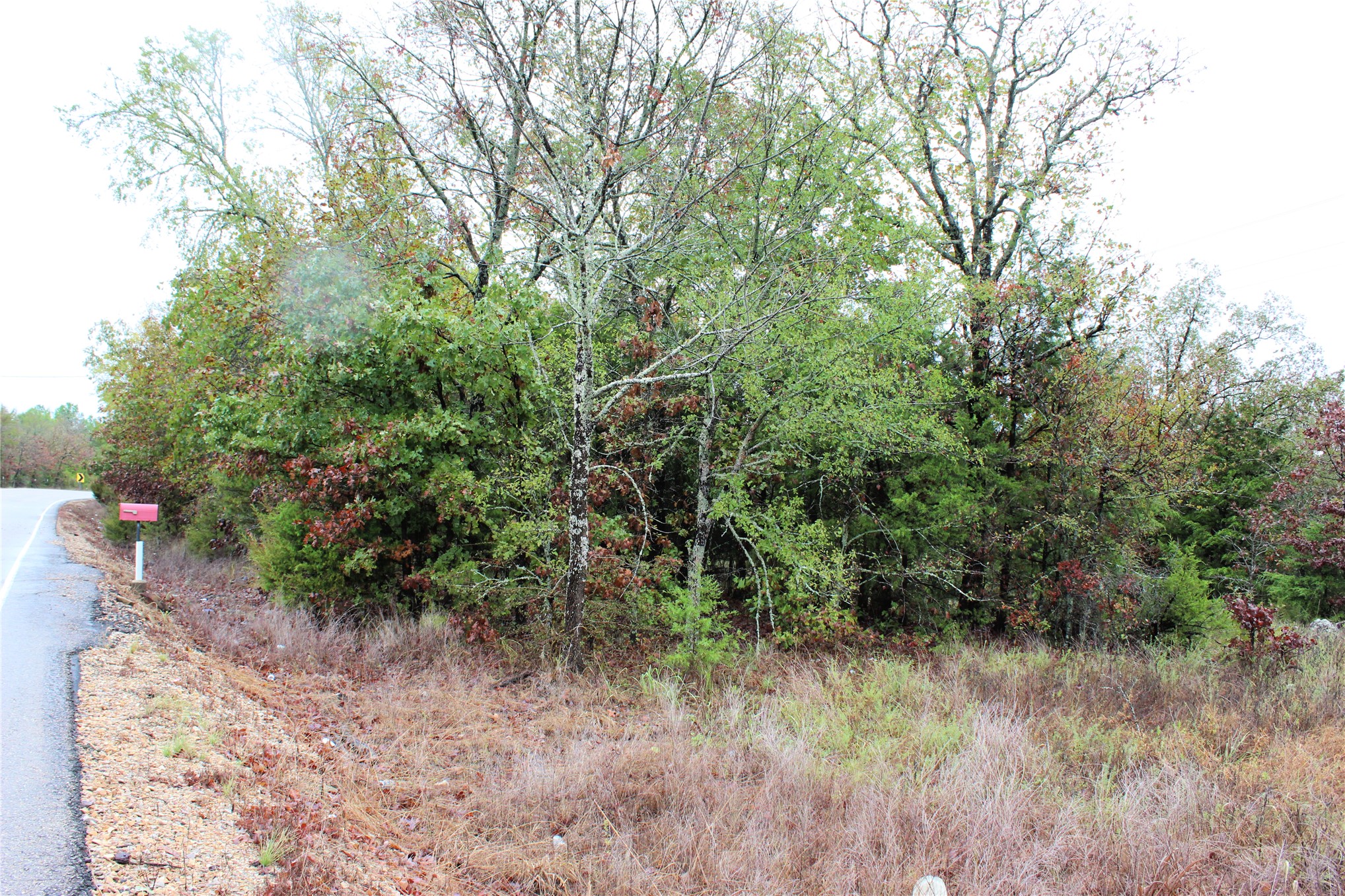 271 E 1931 Road Property Photo 3