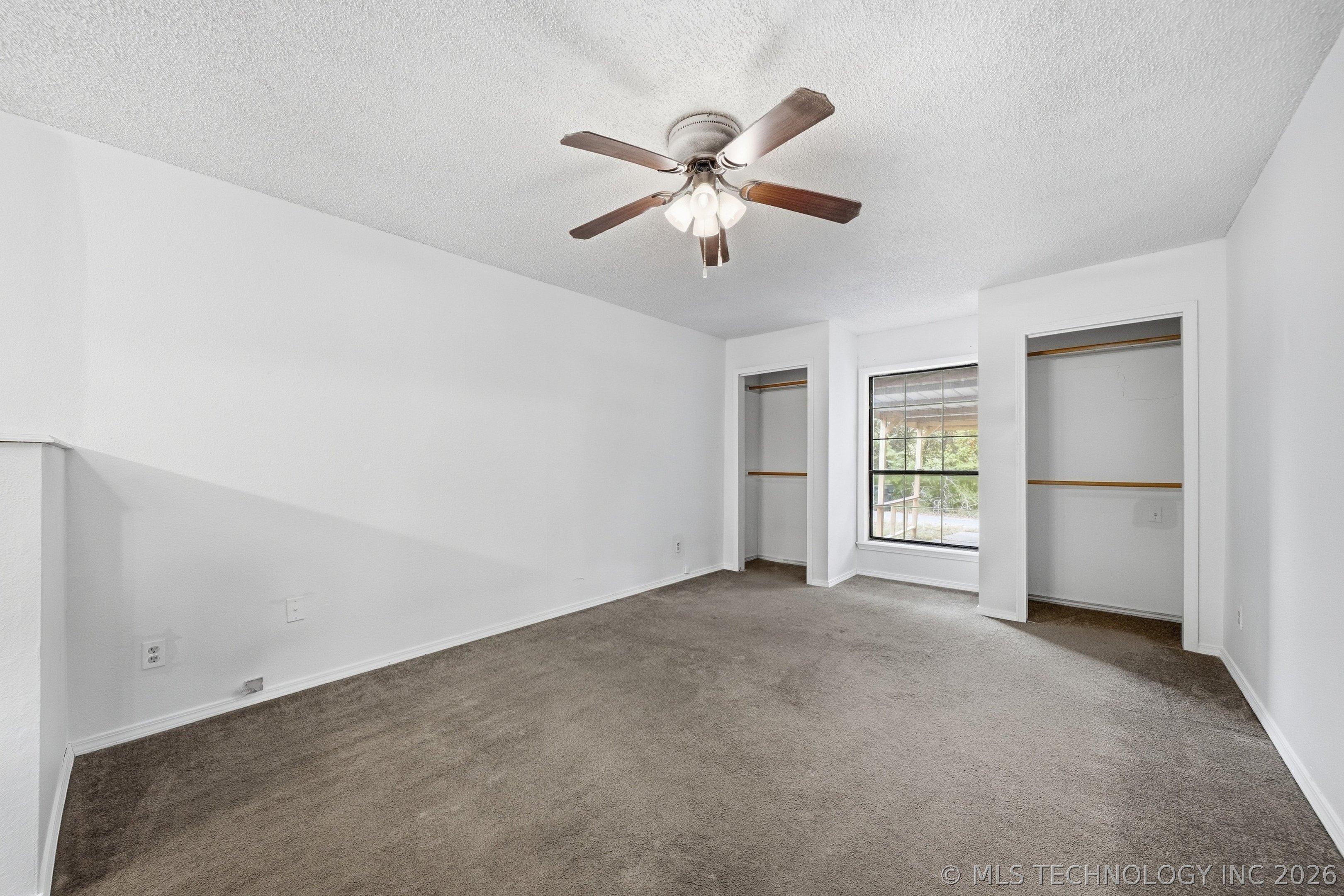 205 W Ragan Street Property Photo 13