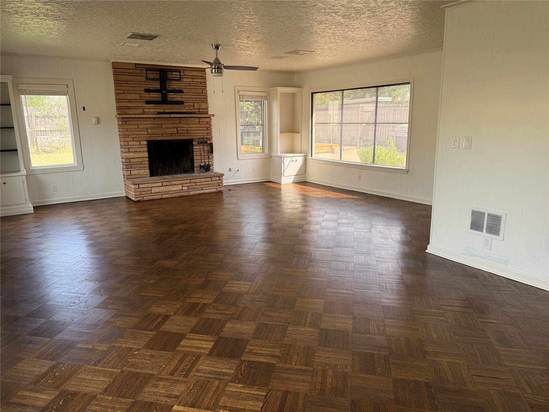 1117 S Braden Avenue Property Photo 17