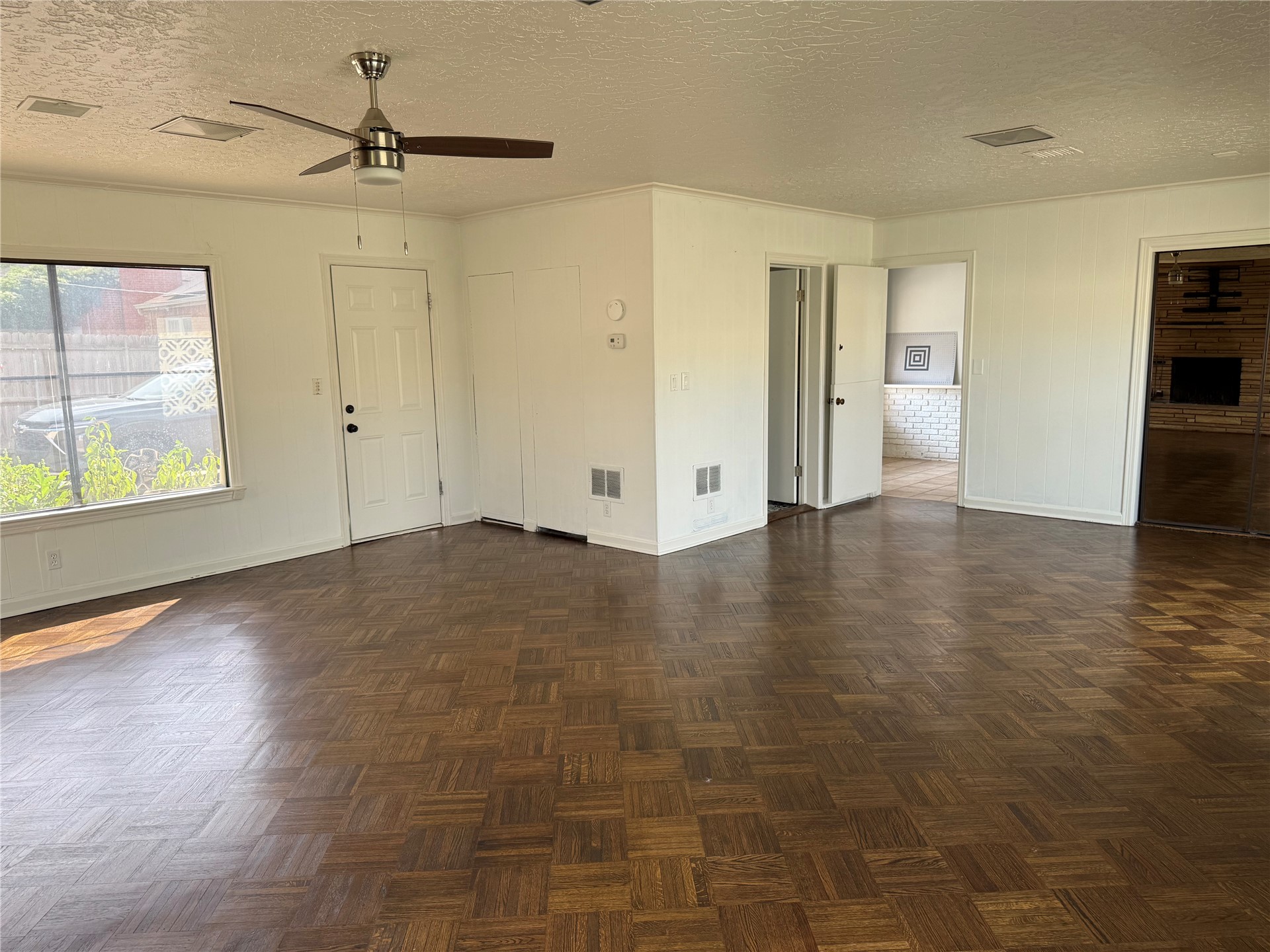 1117 S Braden Avenue Property Photo 20