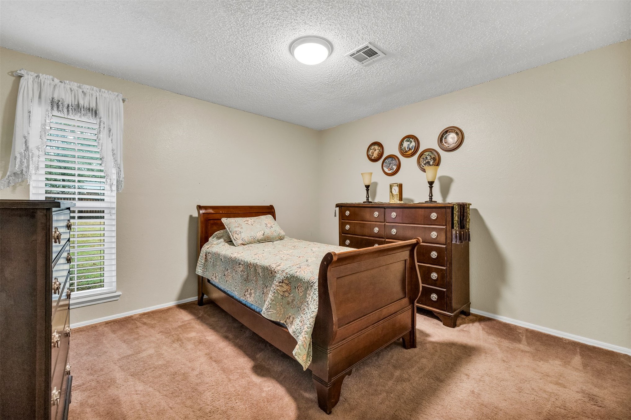 3104 North Street Property Photo 17