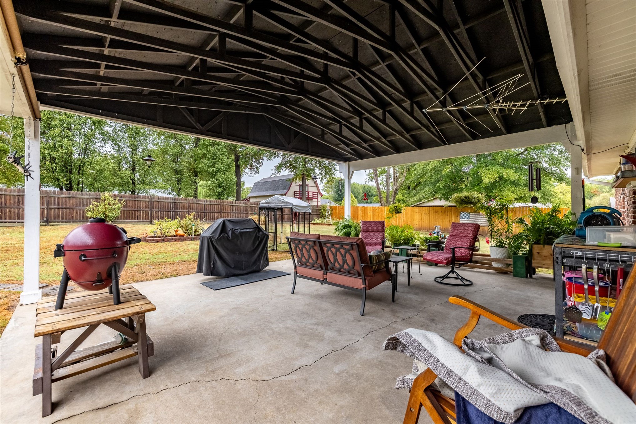3104 North Street Property Photo 19
