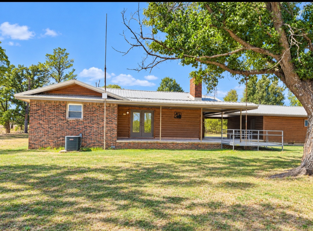 12526 Ns 3520 Road Property Photo 2