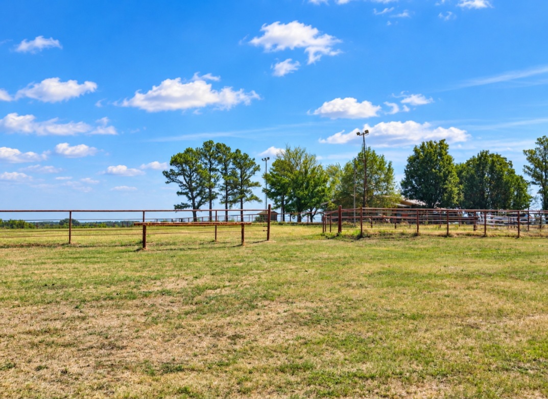 12526 Ns 3520 Road Property Photo 27