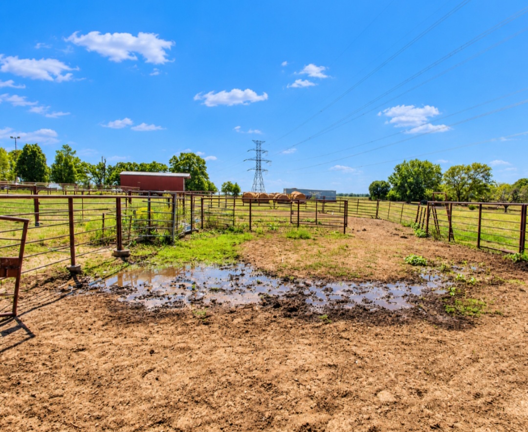 12526 Ns 3520 Road Property Photo 31