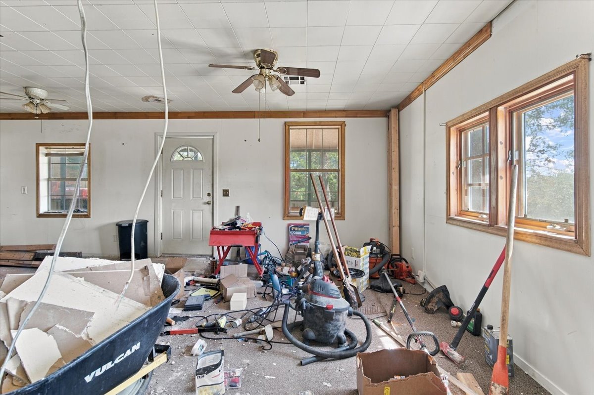 1833 County Road 1405 Property Photo 8