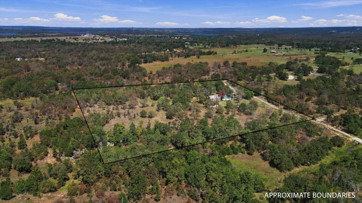 1833 County Road 1405 Property Photo 40