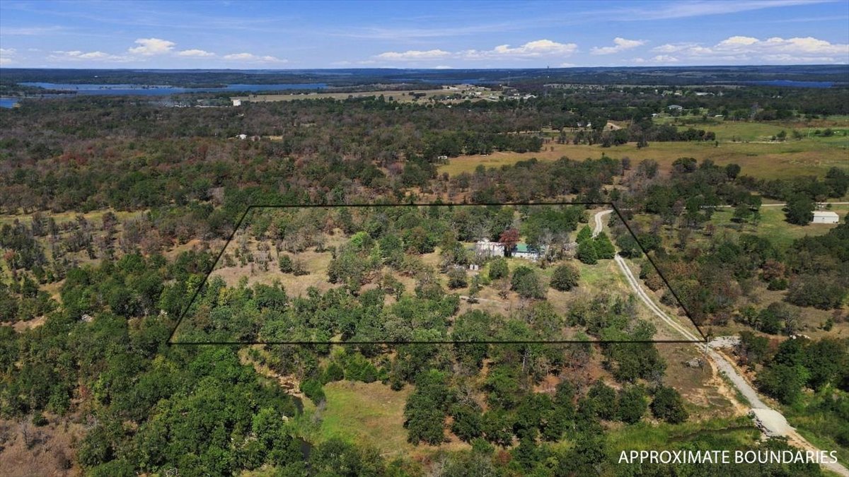 1833 County Road 1405 Property Photo 42