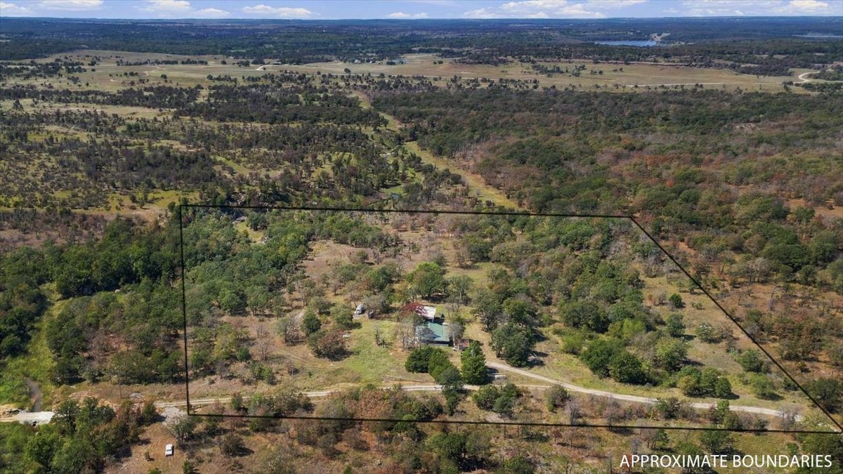 1833 County Road 1405 Property Photo 48