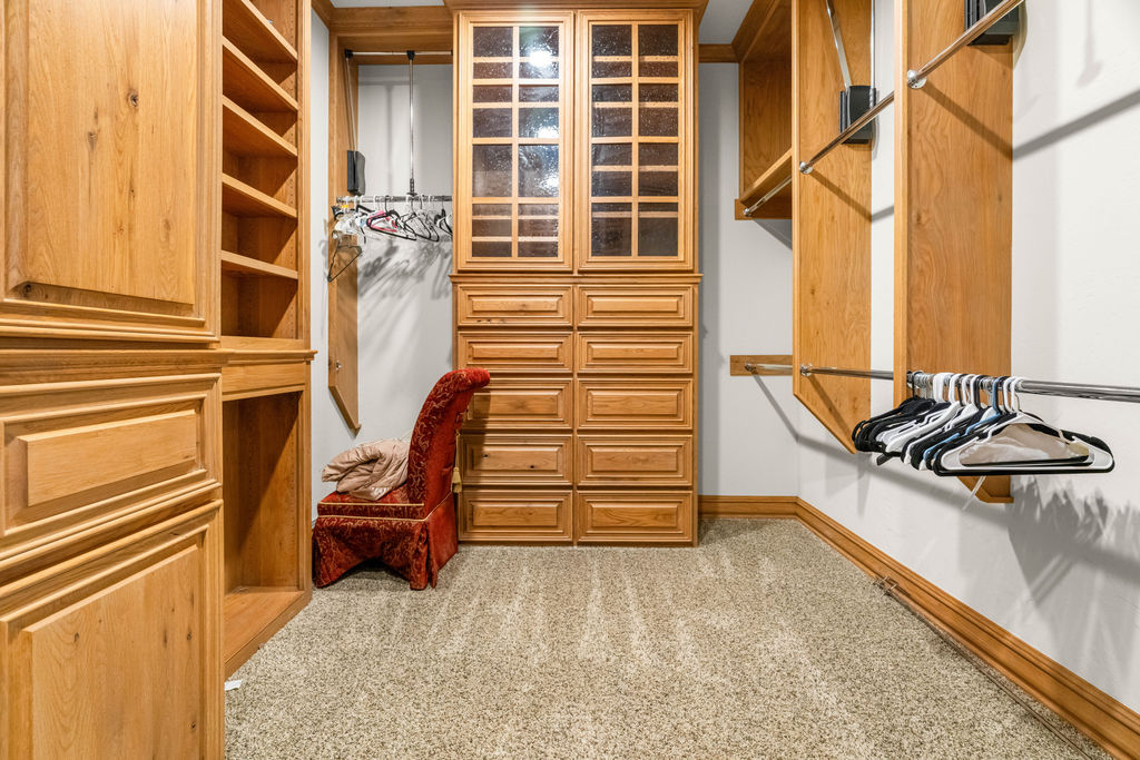8795 Lake View Drive Property Photo 22