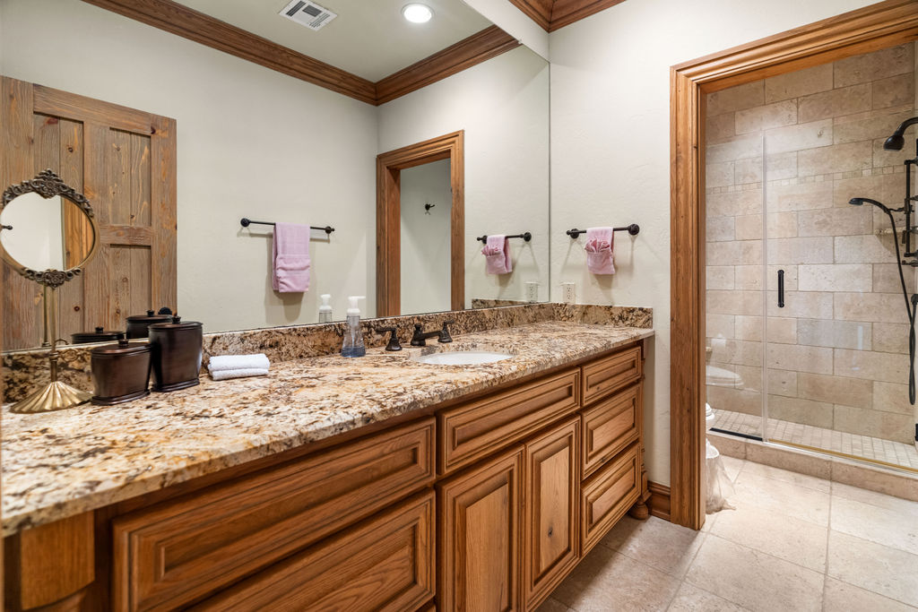 8795 Lake View Drive Property Photo 29
