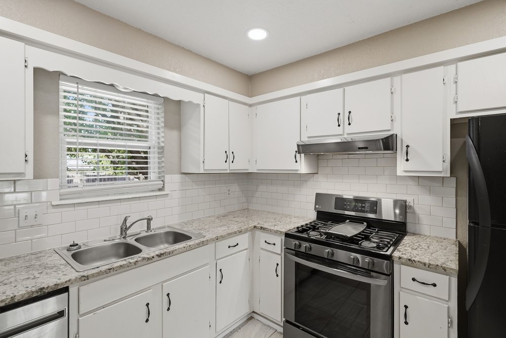 607 W 150th Street S Property Photo 14