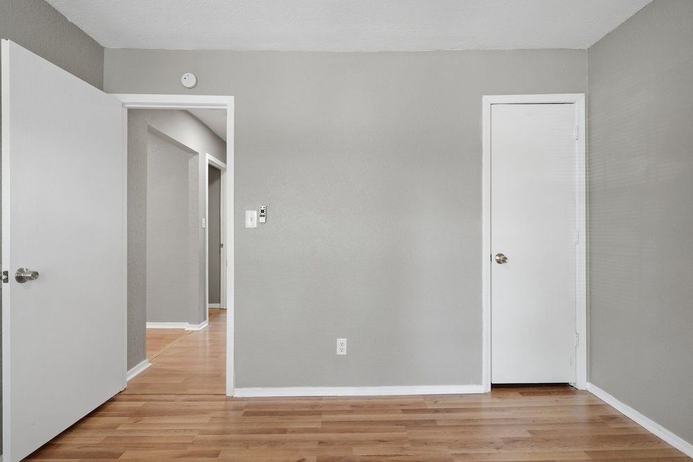 607 W 150th Street S Property Photo 18
