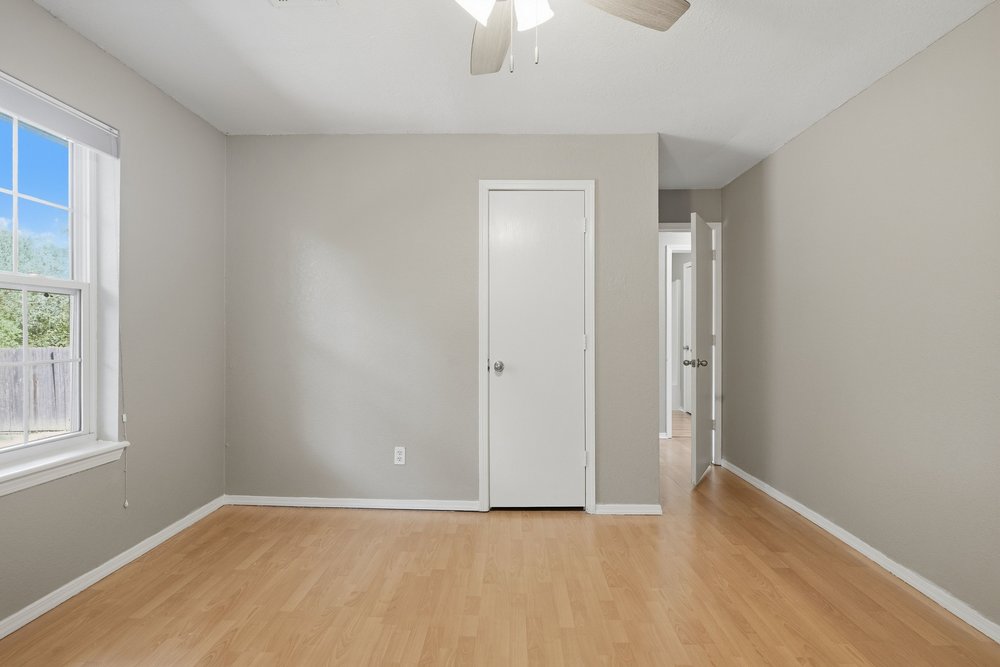 607 W 150th Street S Property Photo 24
