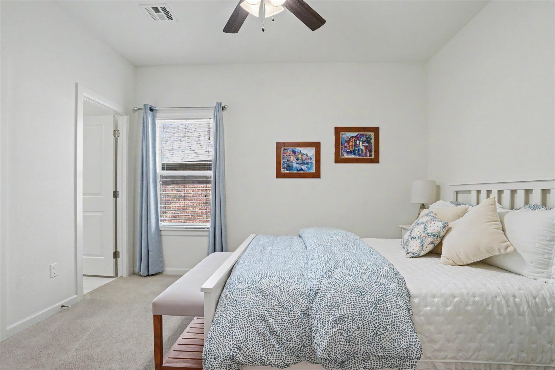 7112 S Chestnut Avenue Property Photo 45