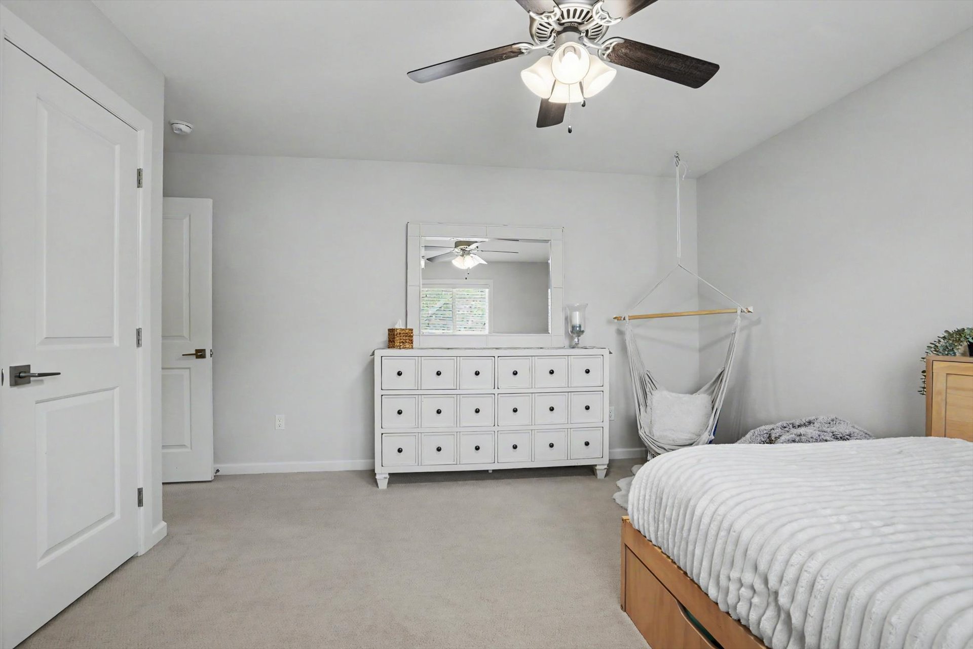 7112 S Chestnut Avenue Property Photo 61