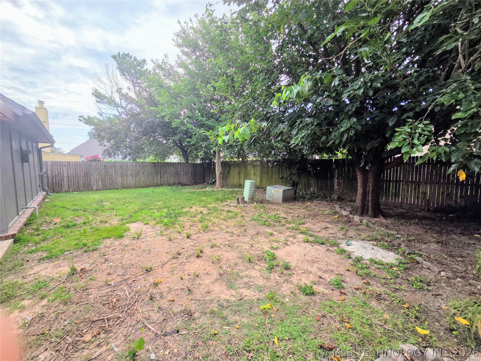 5216 E 90th Street Property Photo 12