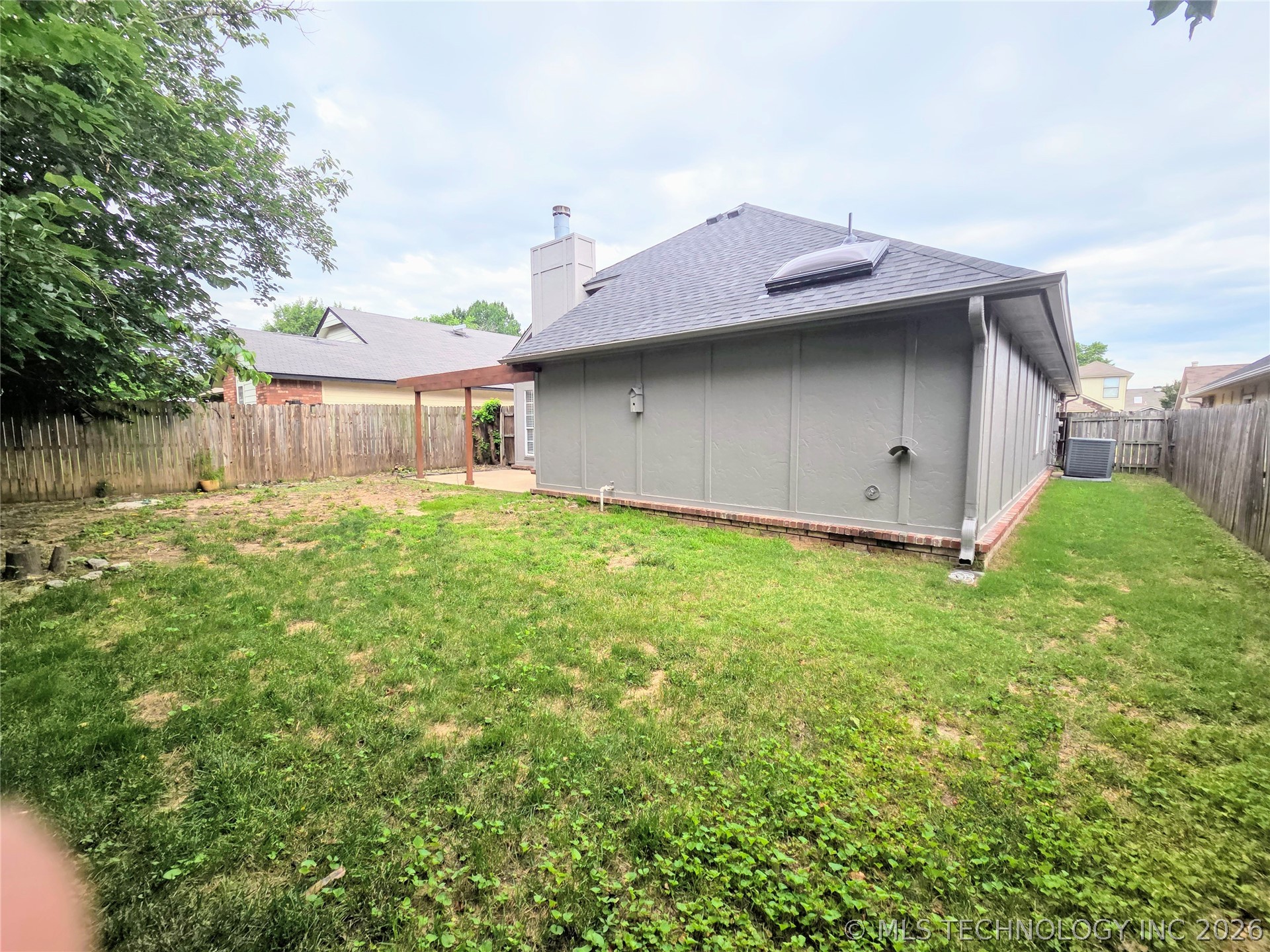5216 E 90th Street Property Photo 13