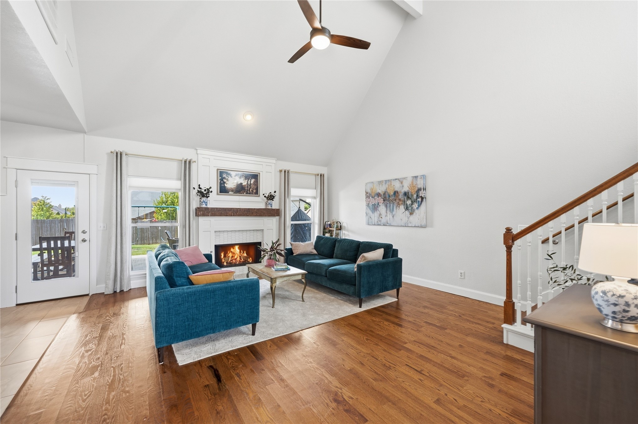 4108 S Redwood Avenue Property Photo 5