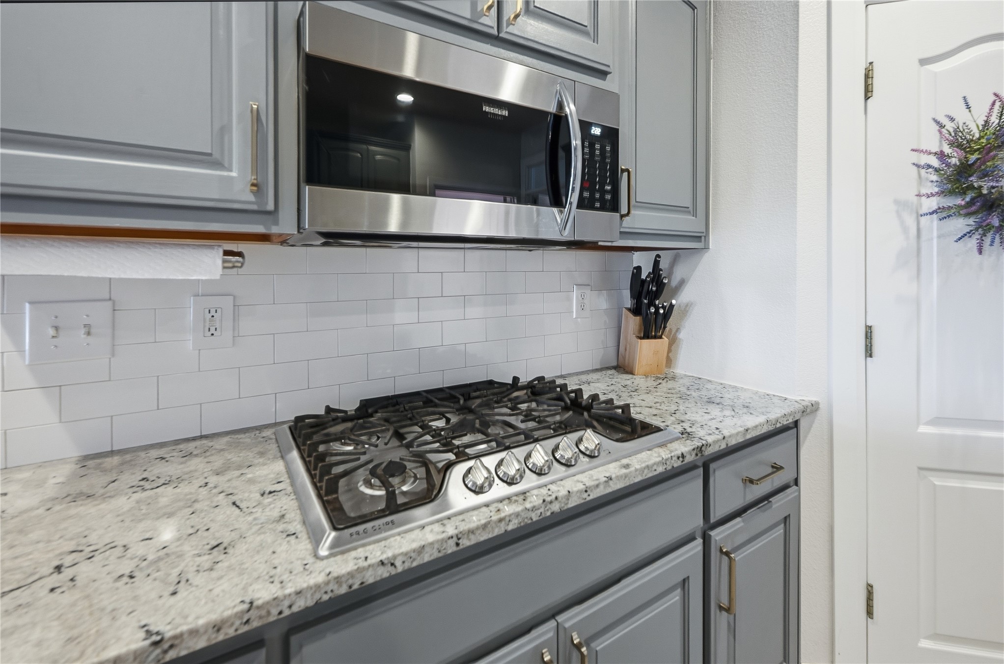 4108 S Redwood Avenue Property Photo 13