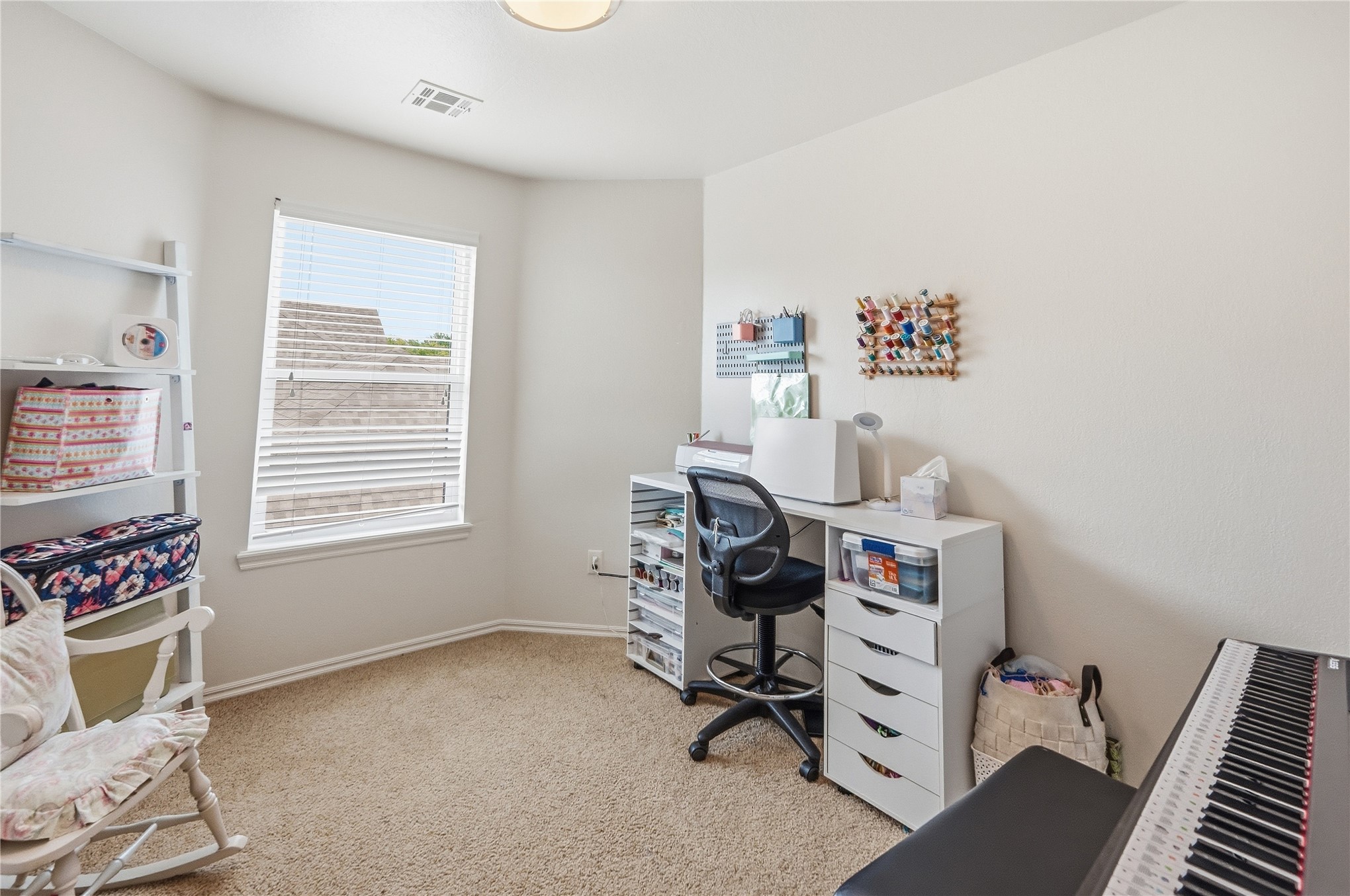 4108 S Redwood Avenue Property Photo 15
