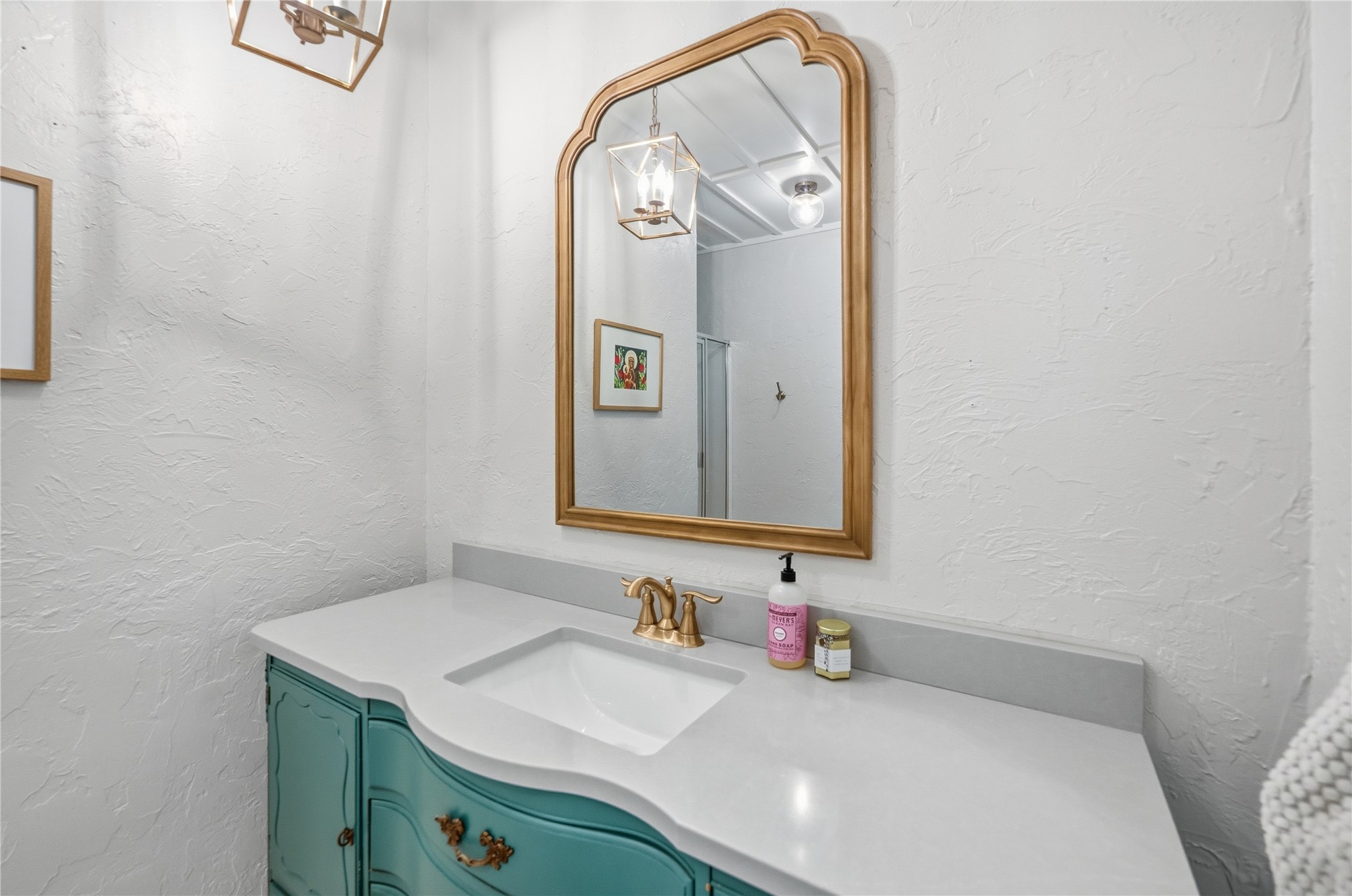 4108 S Redwood Avenue Property Photo 27