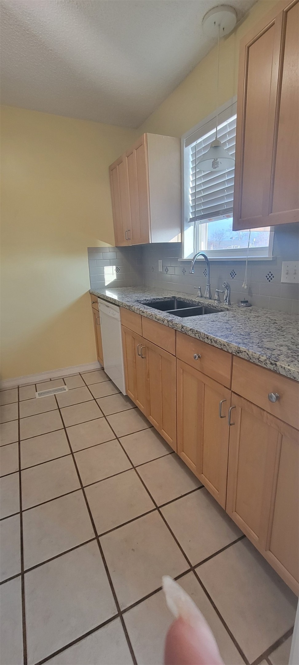 404 Antigua Court Property Photo 10