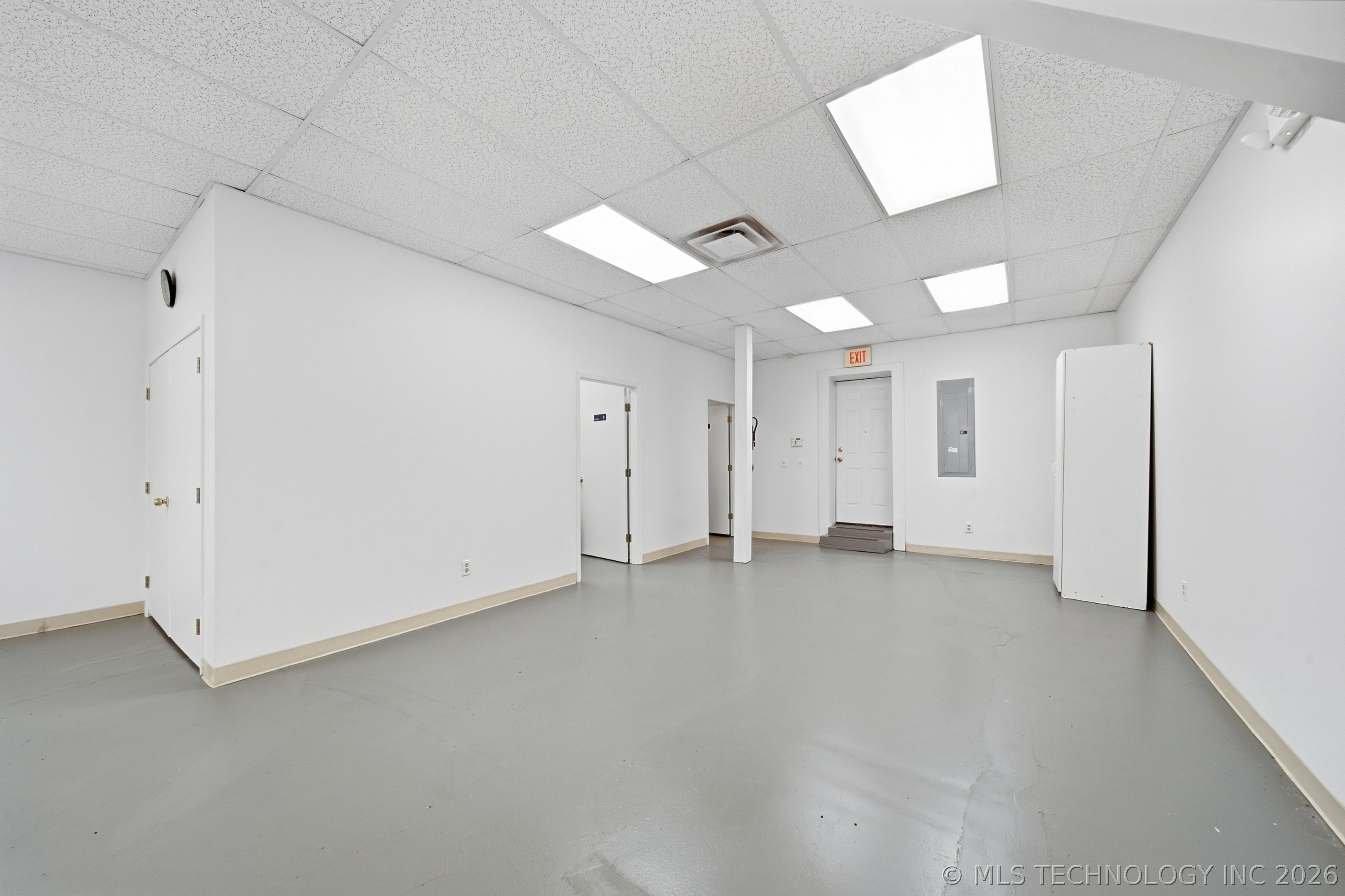4071 Southwest Boulevard Property Photo 10