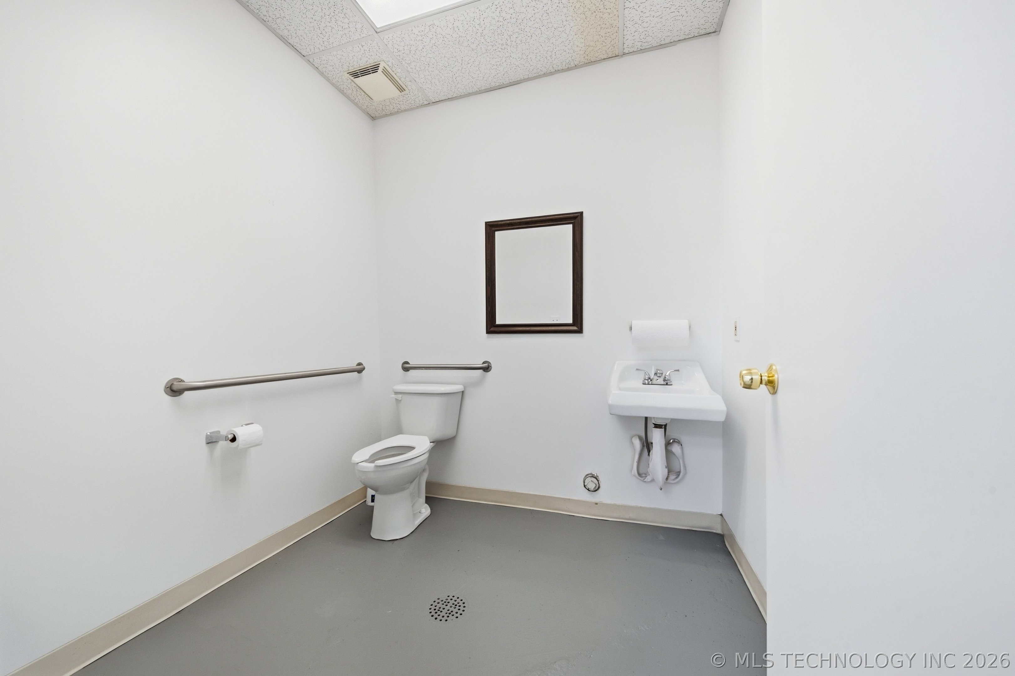 4071 Southwest Boulevard Property Photo 12