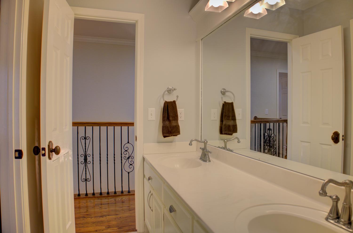 5011 E 110th Street Property Photo 56