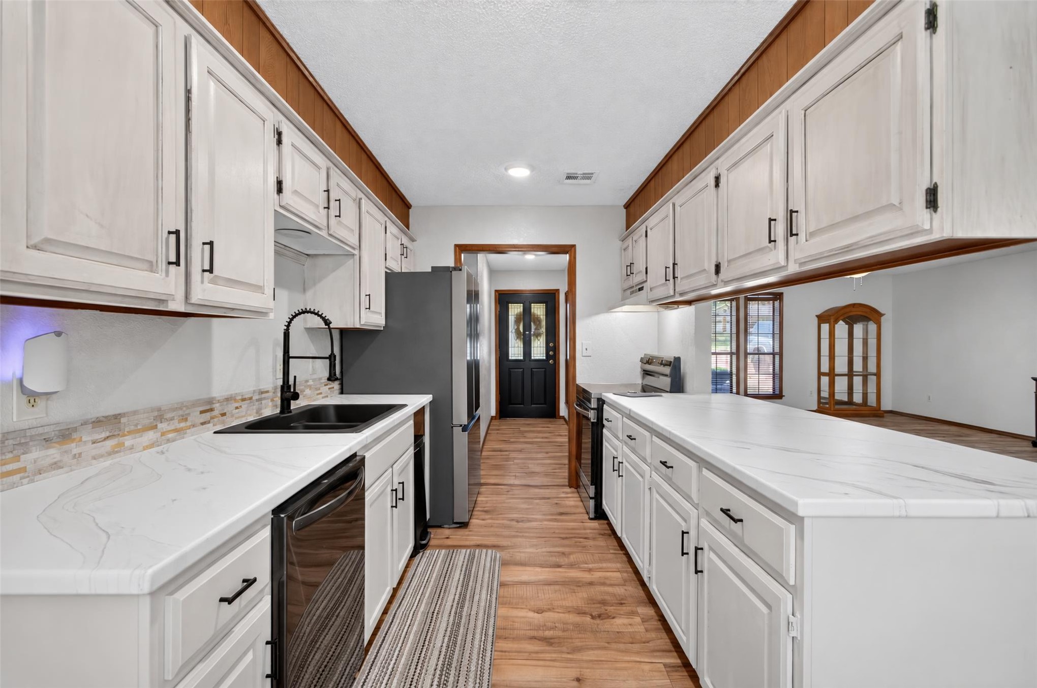 1002 N Hopi Street Property Photo 11