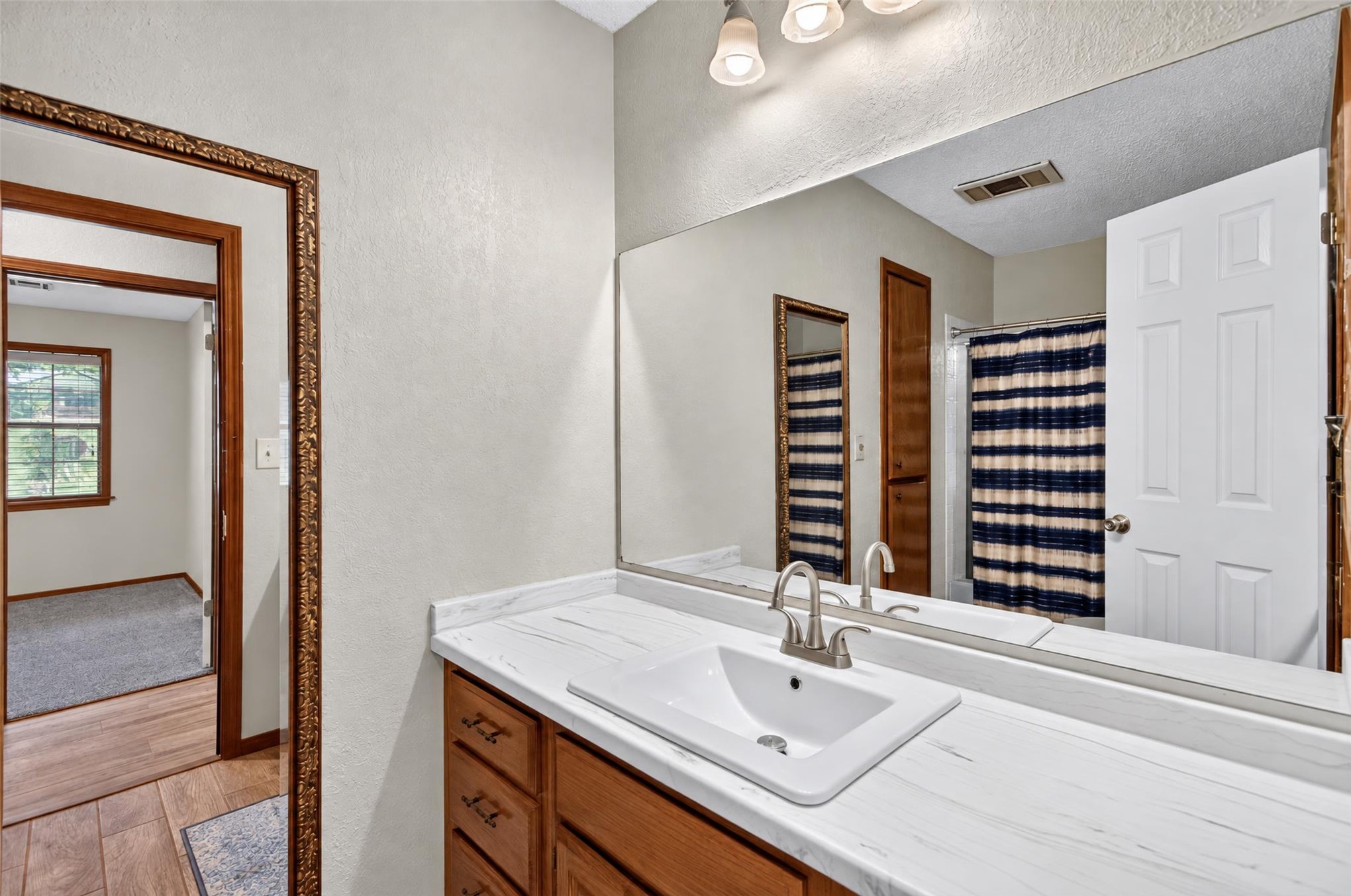 1002 N Hopi Street Property Photo 22