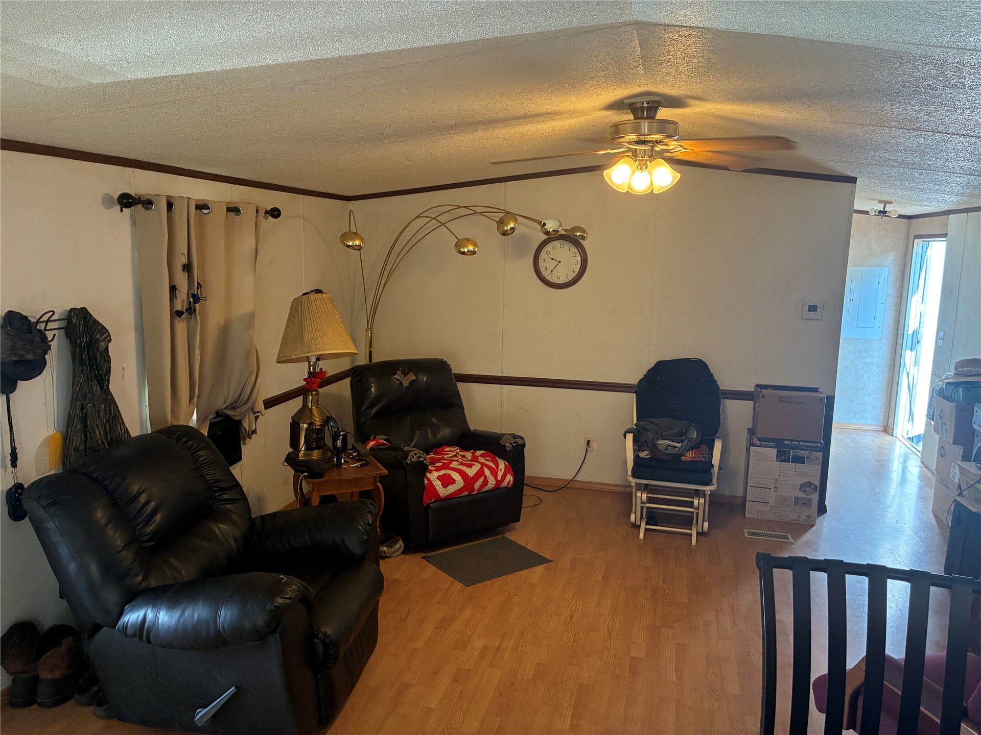 239 Berry Lane Property Photo 3