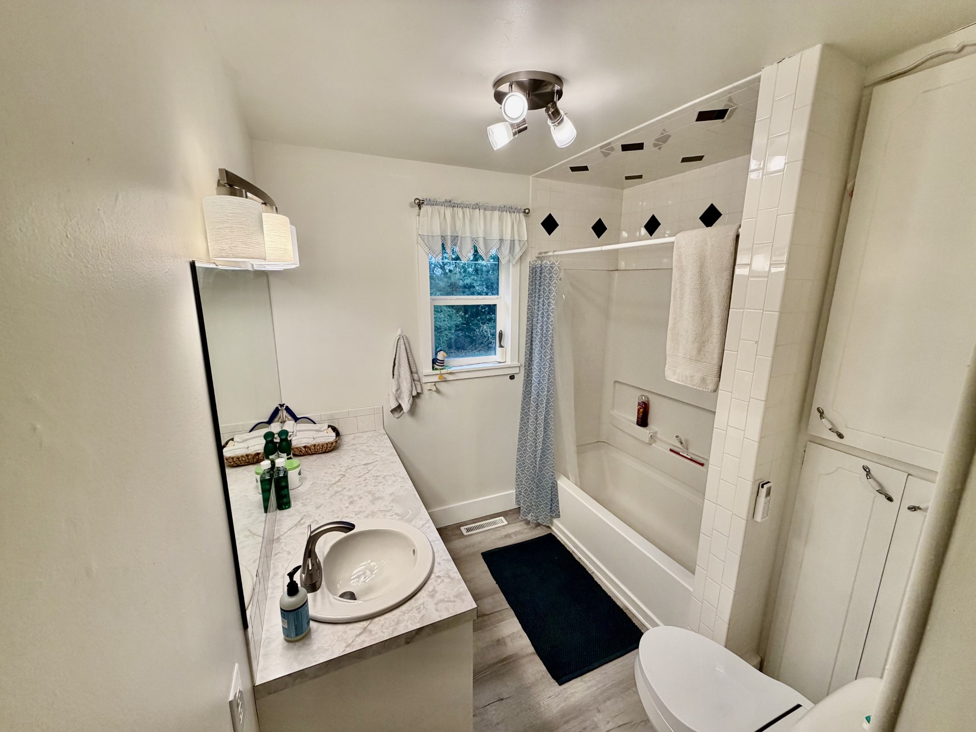133 W Oak Hill Circle E Property Photo 12