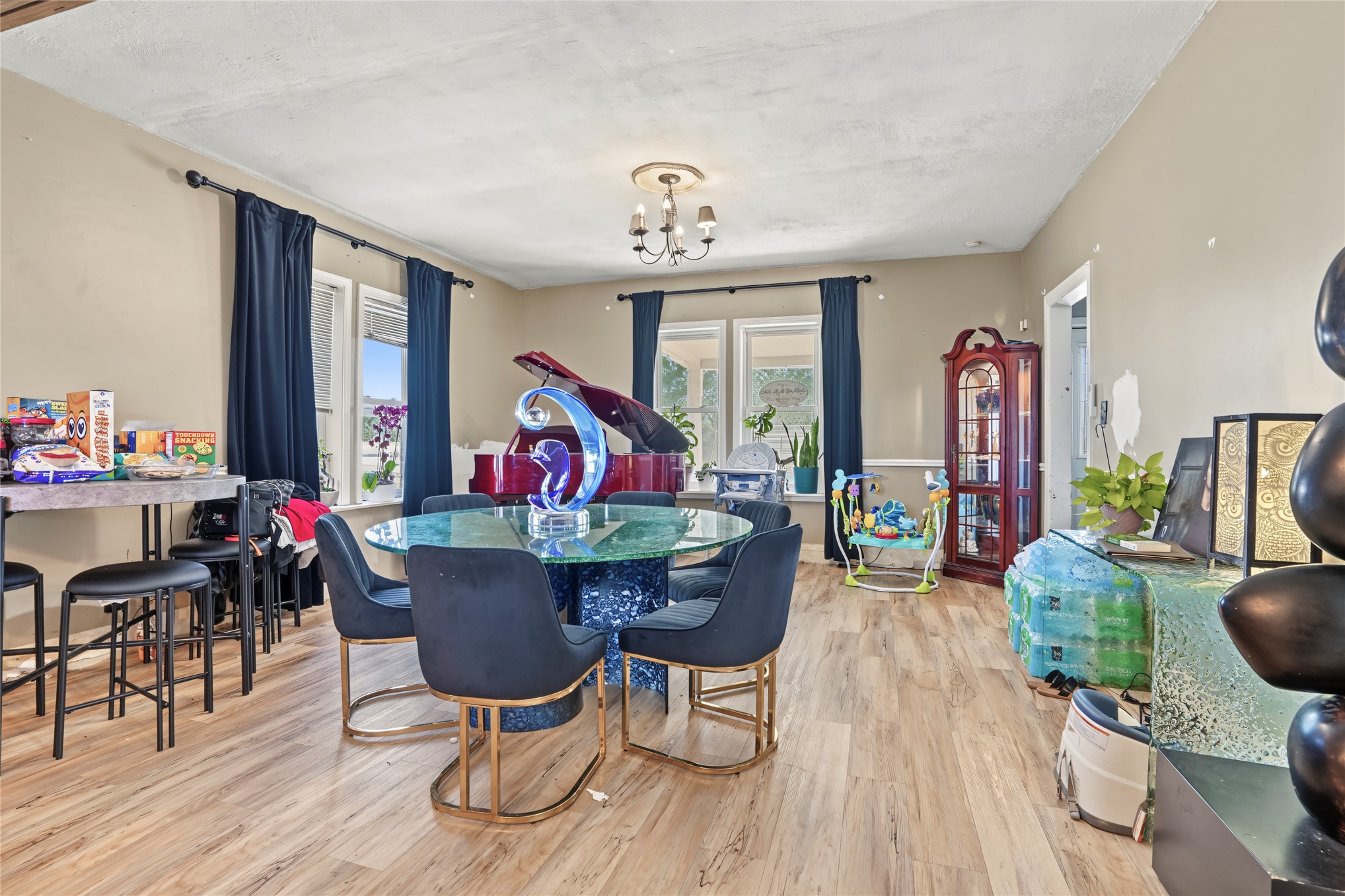 18836 S Peoria Avenue Property Photo 8