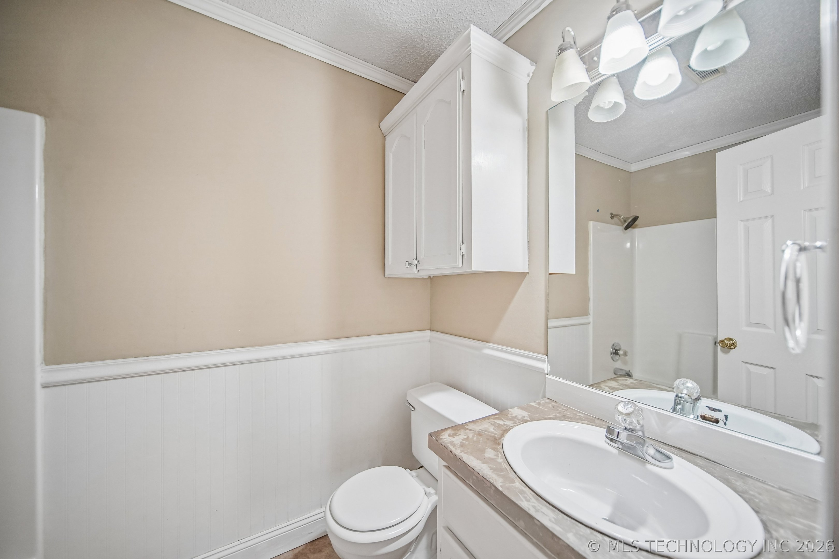 8237 N 127th East Avenue Property Photo 13