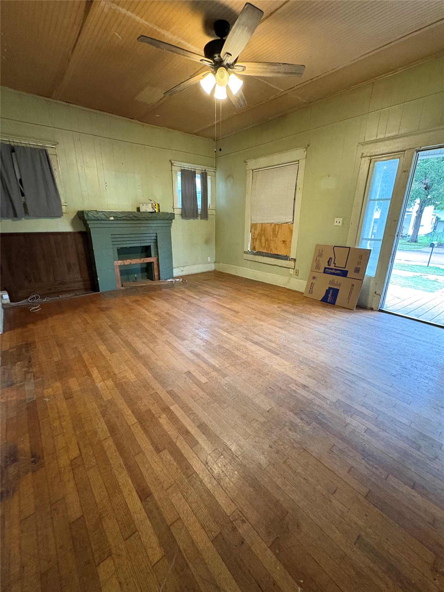 405 S Chickasaw Avenue Property Photo 2