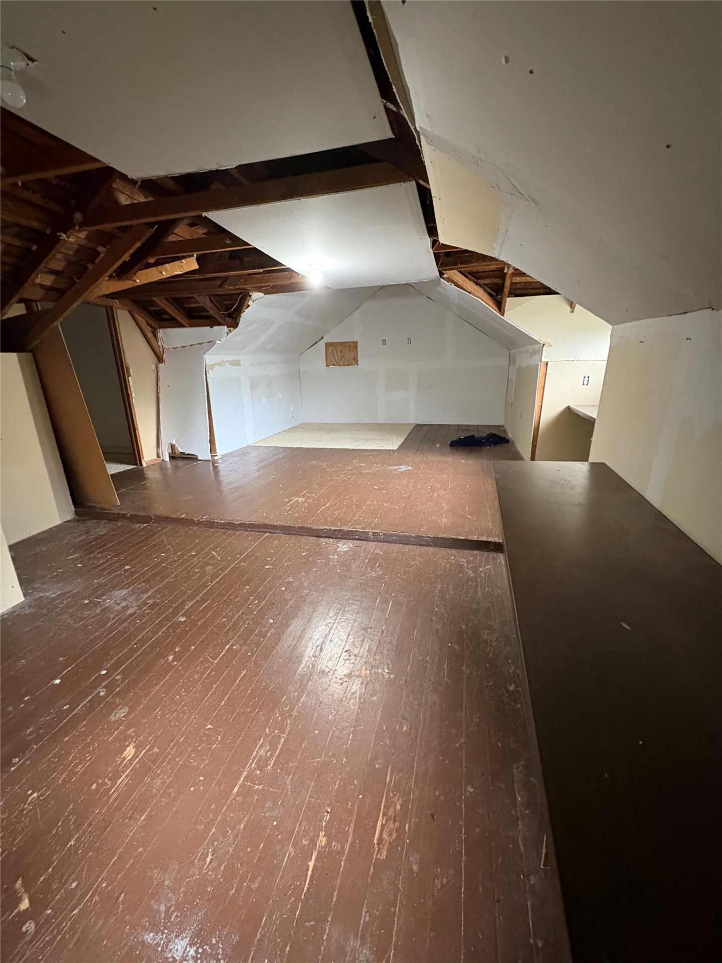 405 S Chickasaw Avenue Property Photo 15