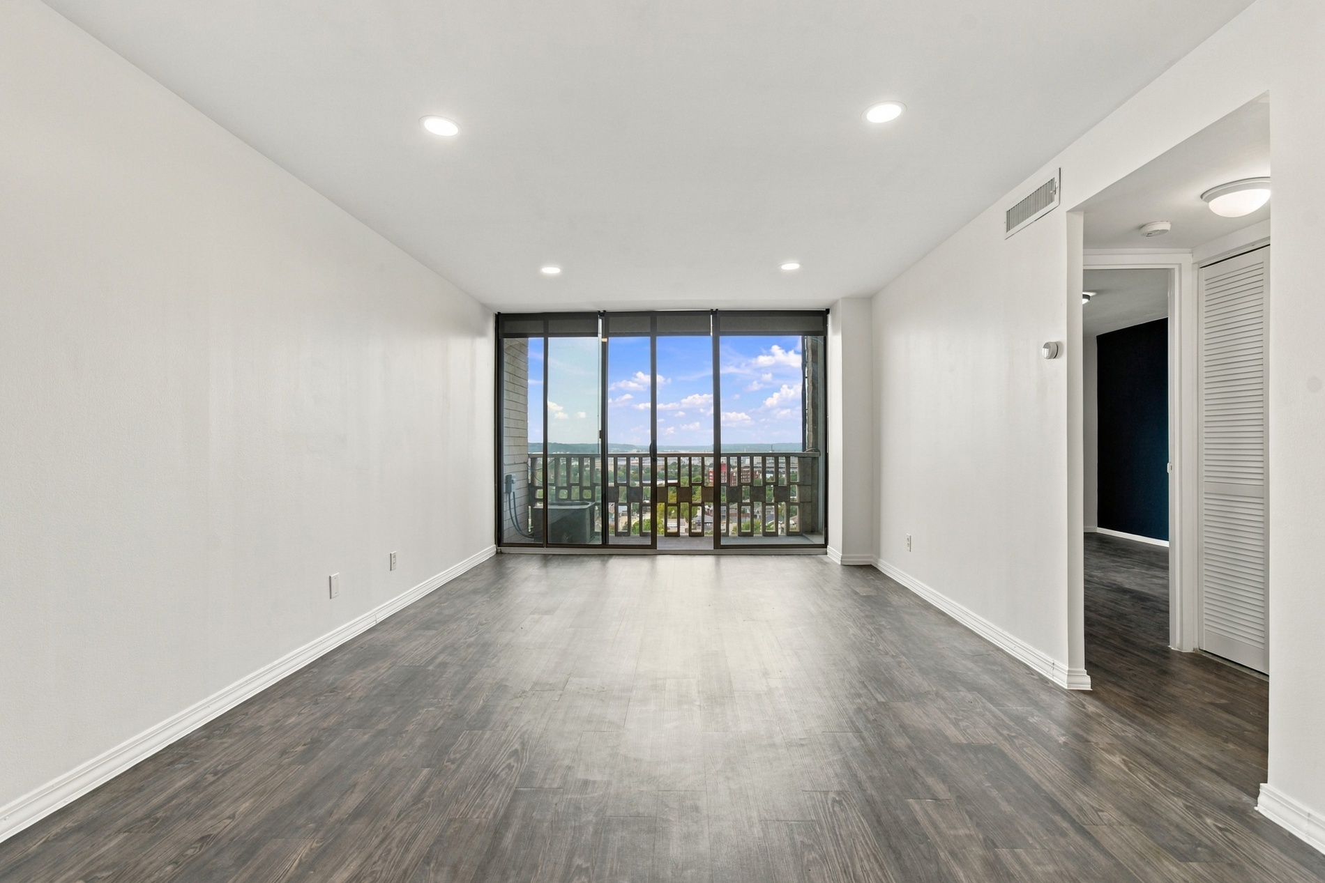 1502 Boulder Avenue 16e Property Photo 5