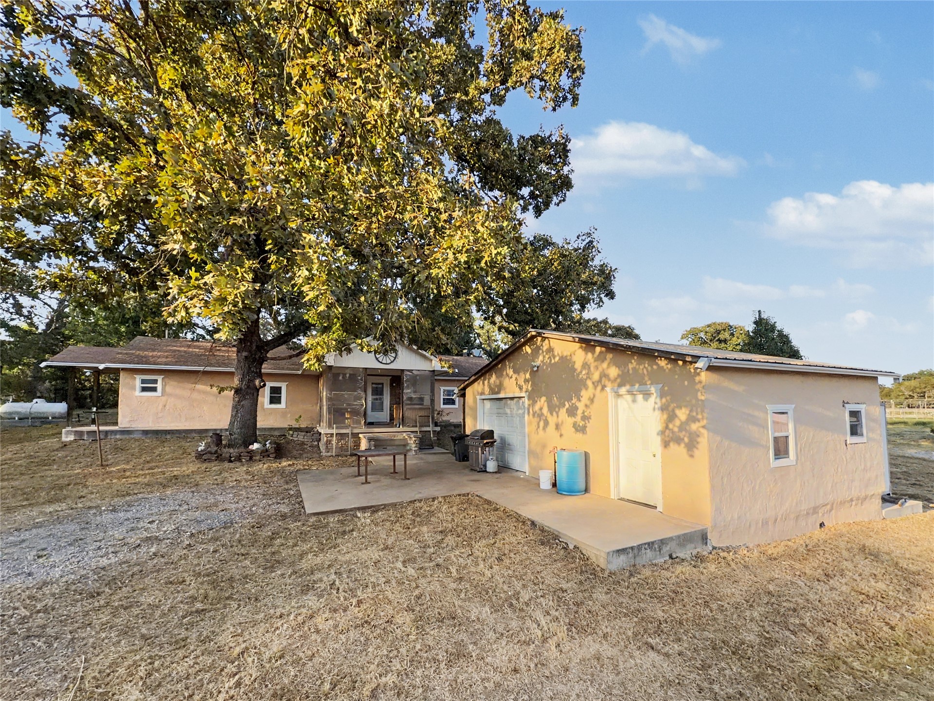 18098 N Vaughn Road Property Photo 9
