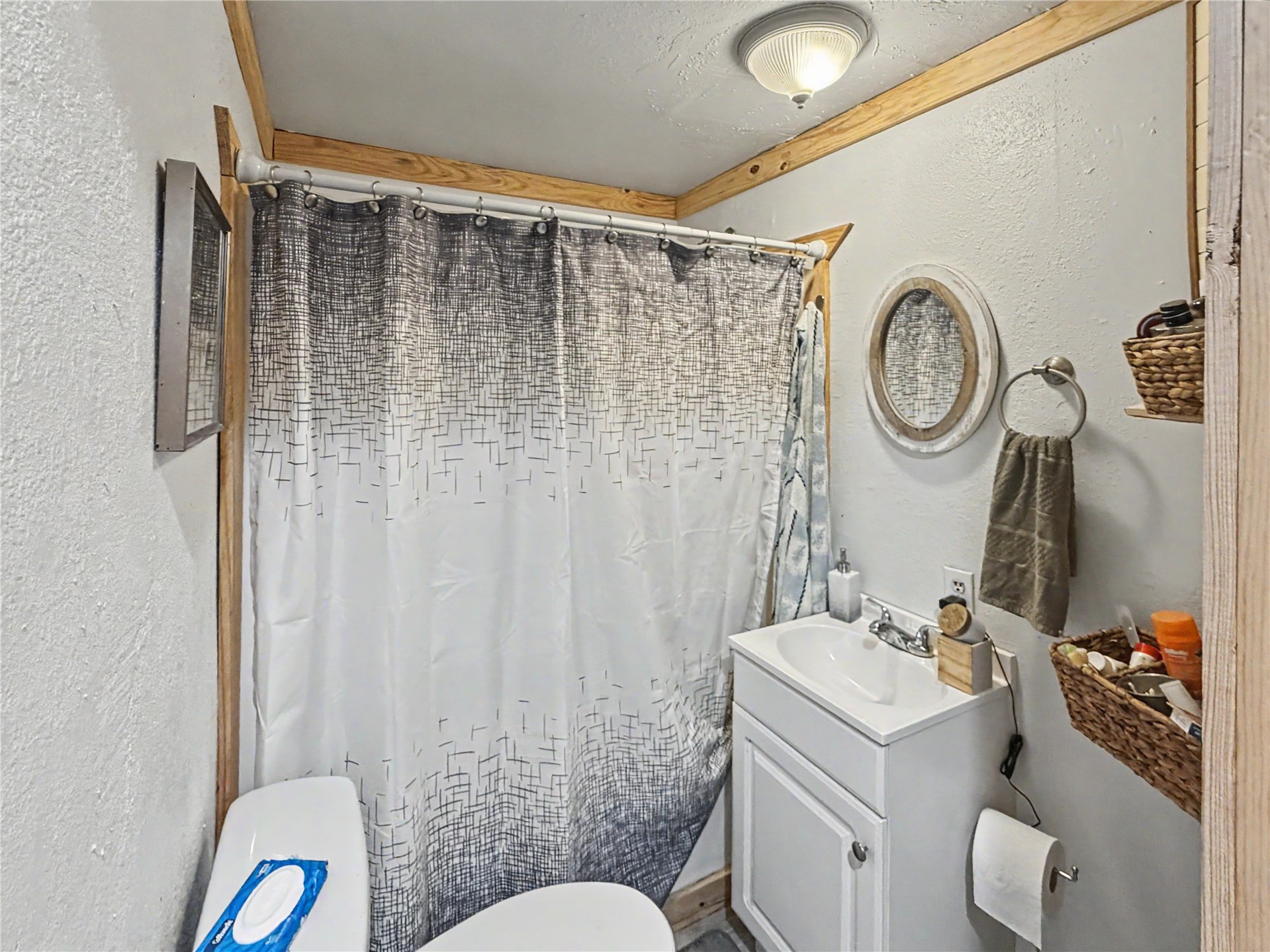 18098 N Vaughn Road Property Photo 29
