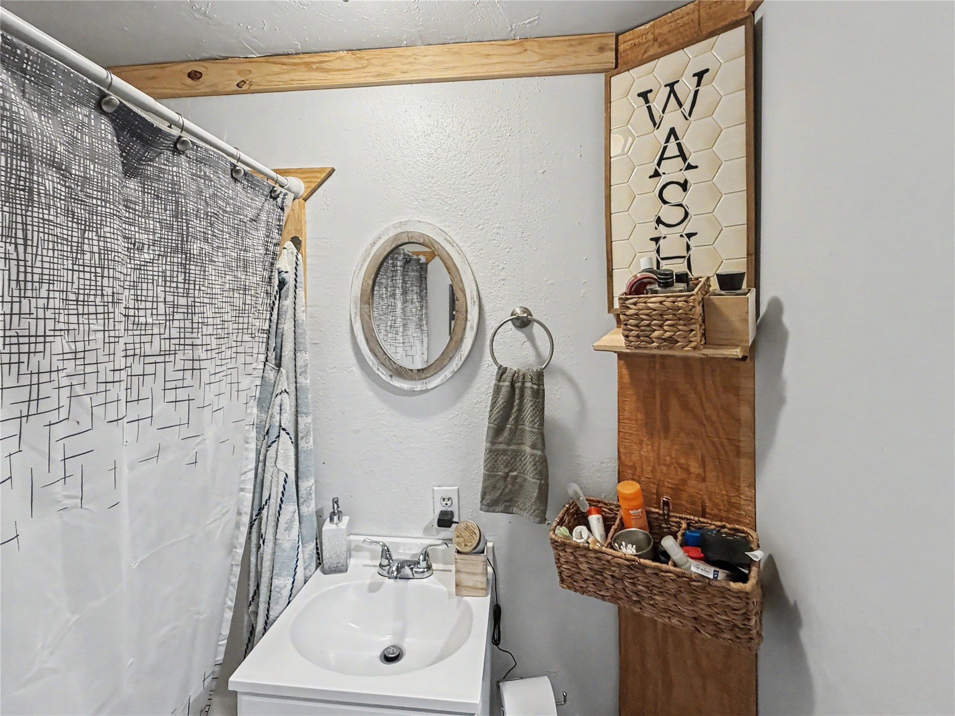 18098 N Vaughn Road Property Photo 30
